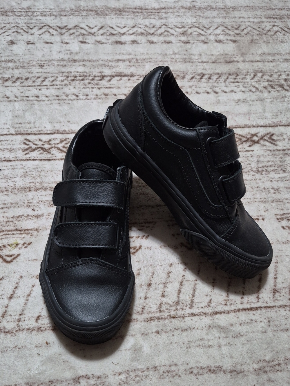 Vans Kids Black Velcro Sneakers